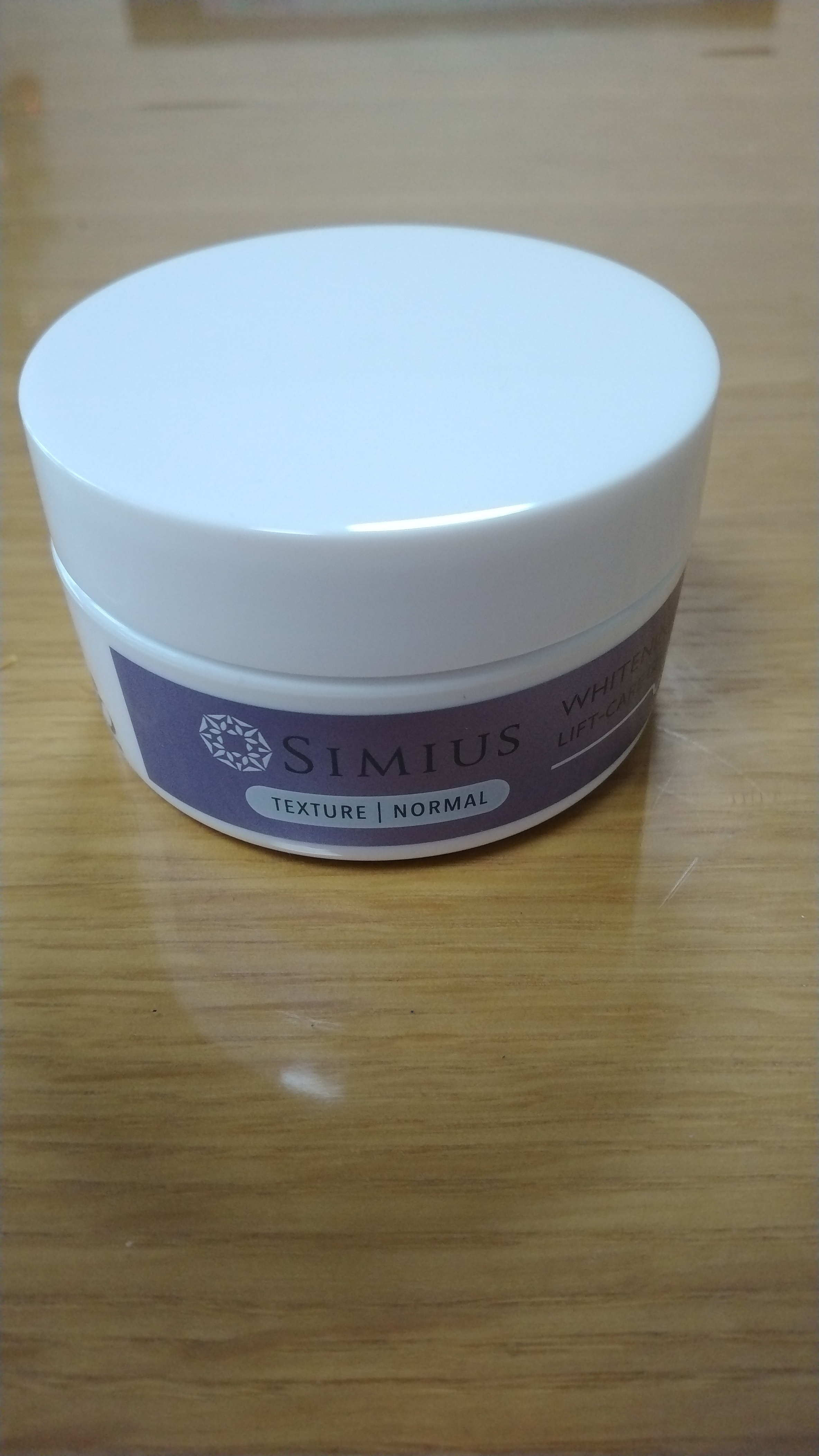 SIMIUS (シミウス) / 薬用ホワイトニングリフトケアジェル ノーマルの 
