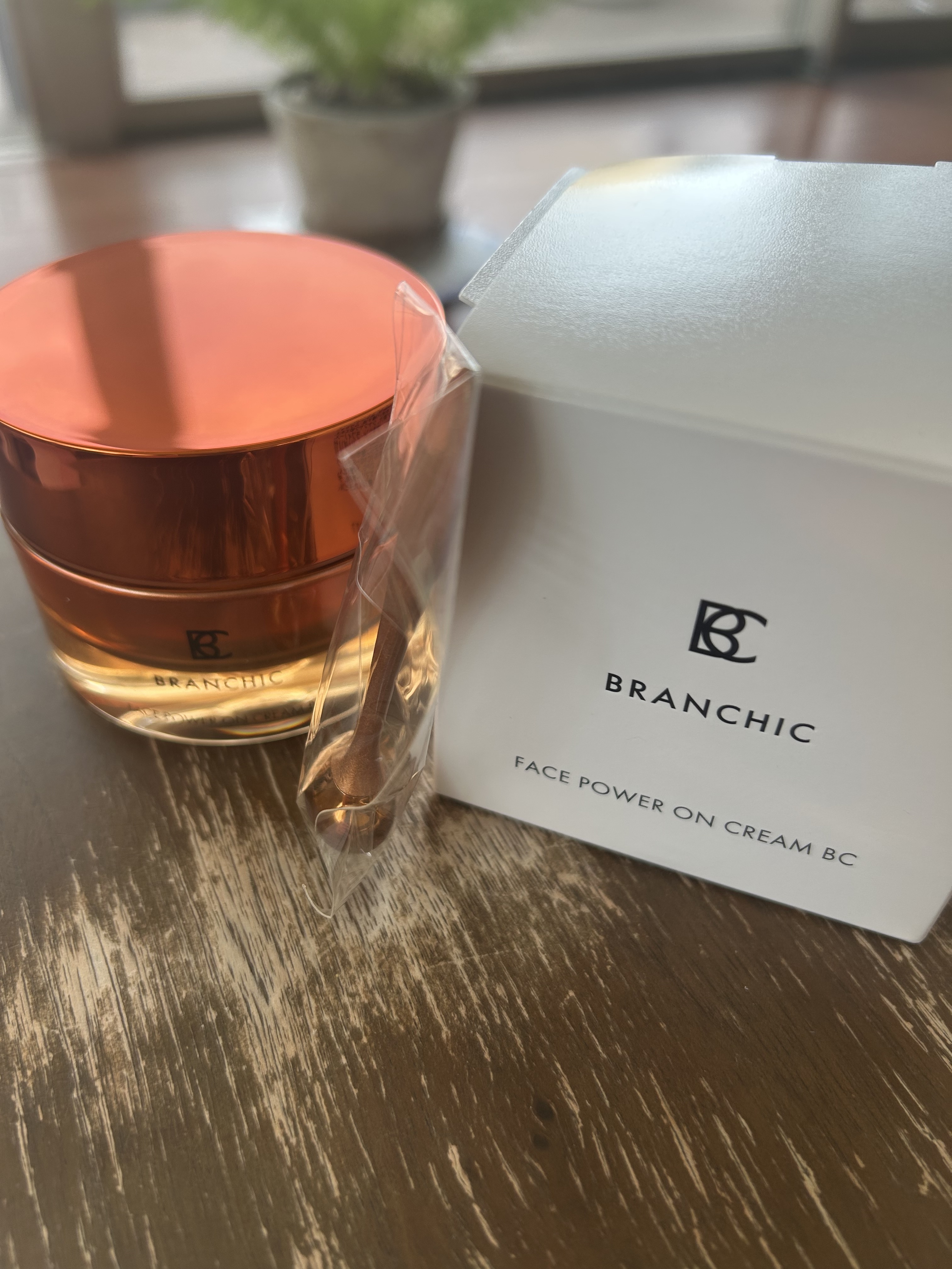 BRANCHIC フェイスパワーオンクリームとスイッチショット b93558bba4430d1c601c6abb5be5f8