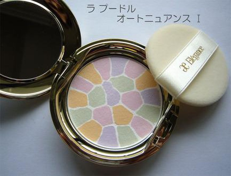 動画で解説 Baさんの所持率no 1 クチコミだけで大ヒットのパステルパウダーって Cosme編集部さんのブログ Cosme アットコスメ