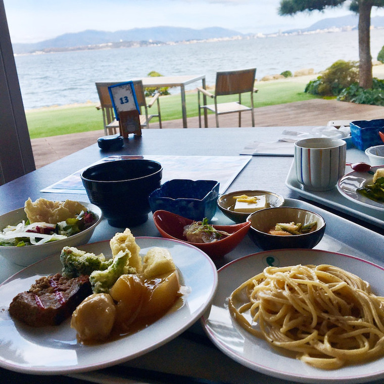 松江に用事でお出掛け ランチは 玉造国際ホテル レストラン Rivage のバイキング ティーライフさんのブログ Cosme アットコスメ 松江に用事でお出掛け ランチは 玉造国際ホテル レストラン Rivage のバイキング ティーライフさんのブログ Cosme アットコスメ
