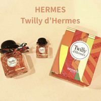 エルメス ツイリー ドゥ エルメス Twilly D Hermes の商品情報 美容 化粧品情報はアットコスメ エルメス ツイリー ドゥ エルメス Twilly D Hermes の商品情報 美容 化粧品情報はアットコスメ