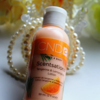 Cnd センセーション ハンド ボディローション タンジェリン レモングラスの公式商品情報 美容 化粧品情報はアットコスメ Cnd センセーション ハンド ボディローション タンジェリン レモングラスの公式商品情報 美容 化粧品情報はアットコスメ