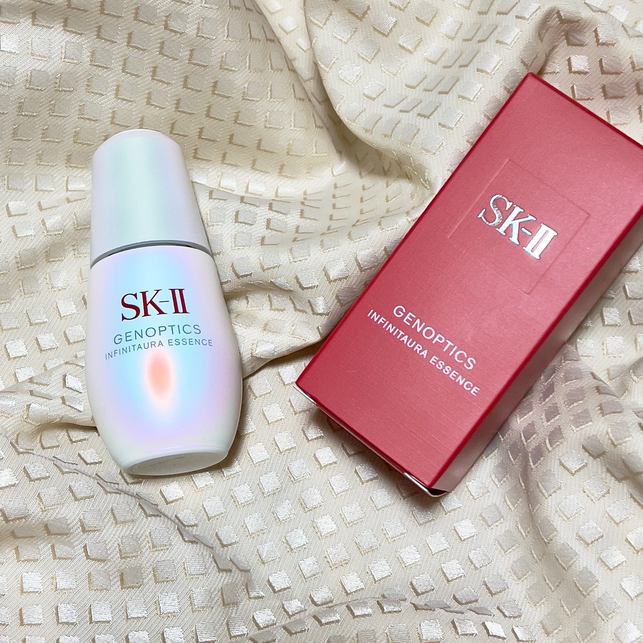 SK-II / ジェノプティクス インフィニットオーラ エッセンスの