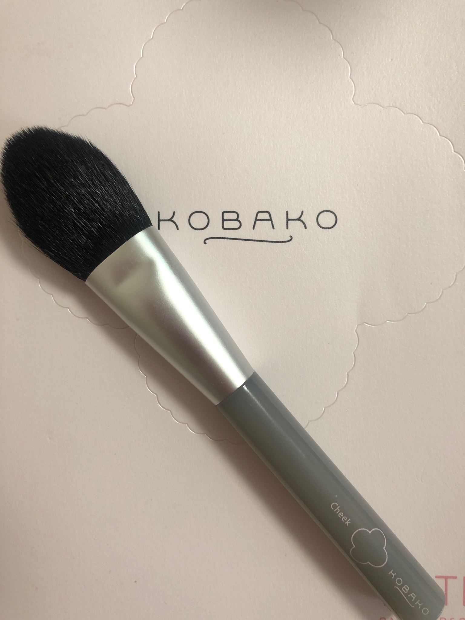 KOBAKO / チークブラシDの公式商品情報｜美容・化粧品情報はアットコスメ