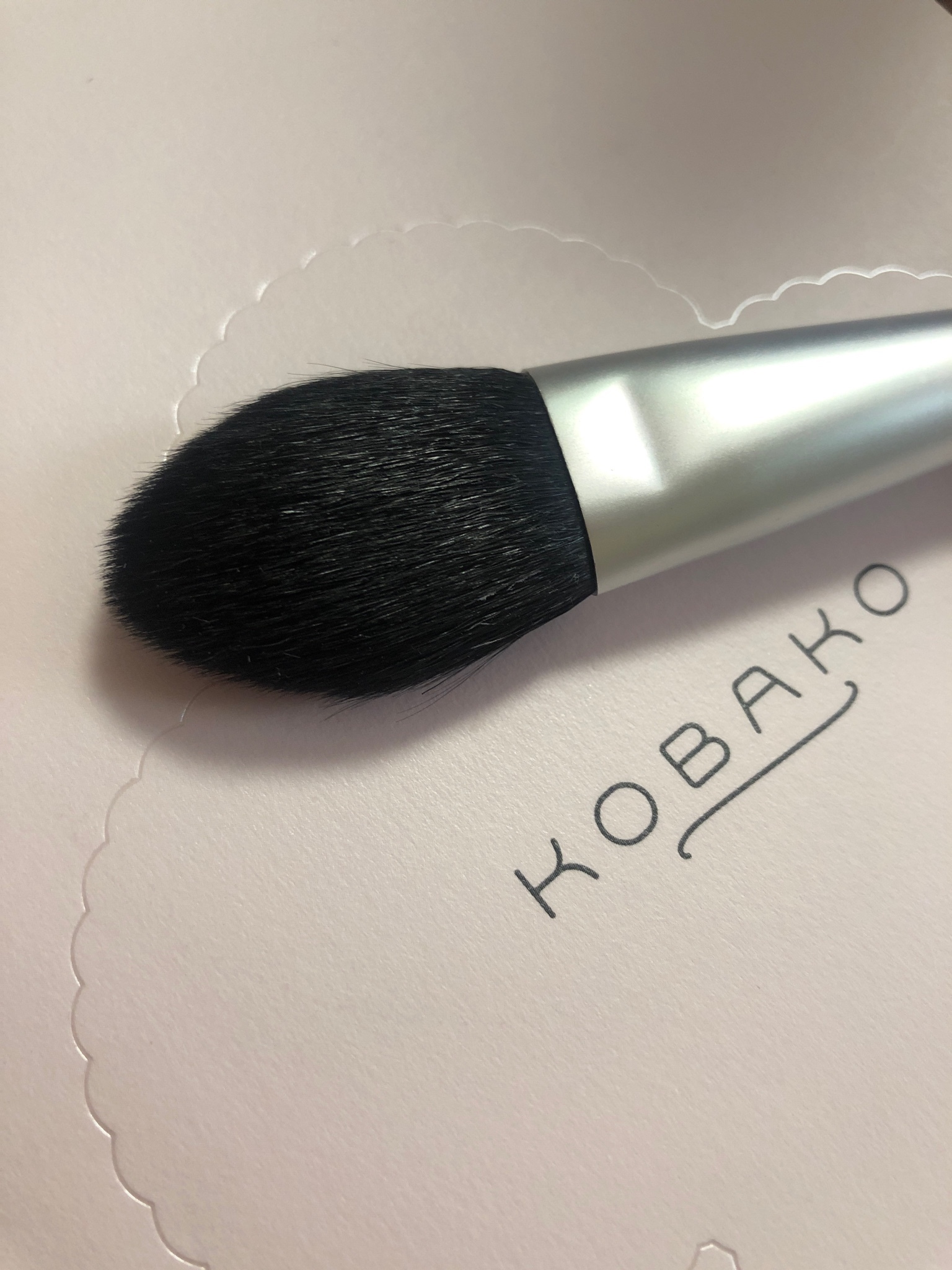 KOBAKO / チークブラシDの公式商品情報｜美容・化粧品情報はアットコスメ