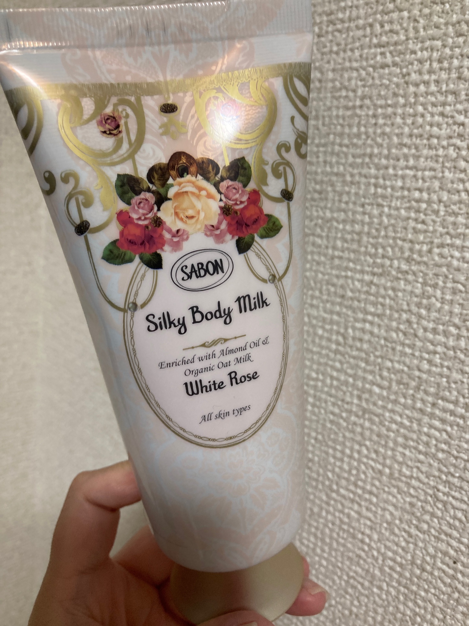 SABON(サボン) / シルキーボディミルク ホワイト・ローズの公式商品 