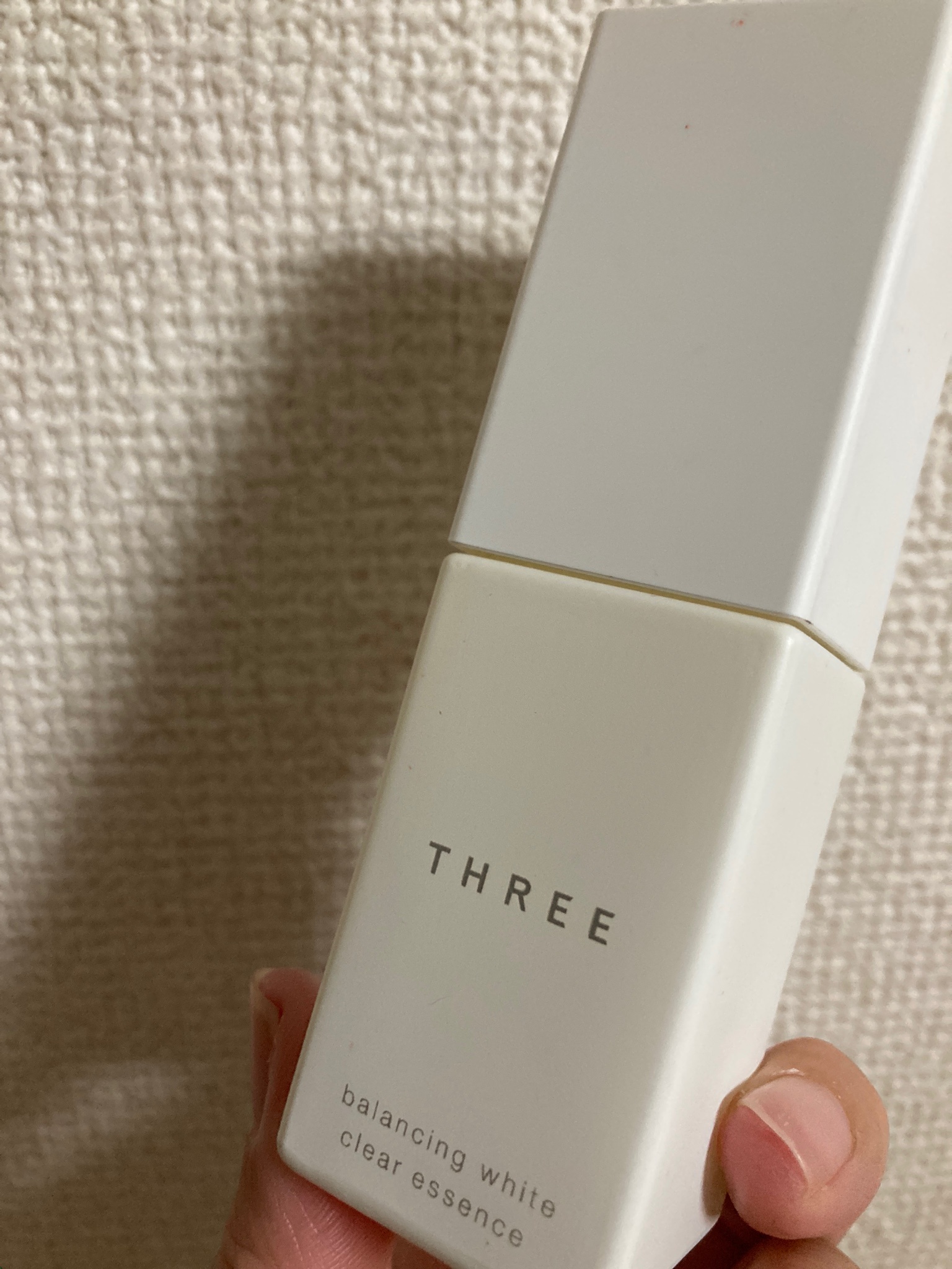 THREE / バランシング ホワイト クリアエッセンスの公式商品情報｜美容