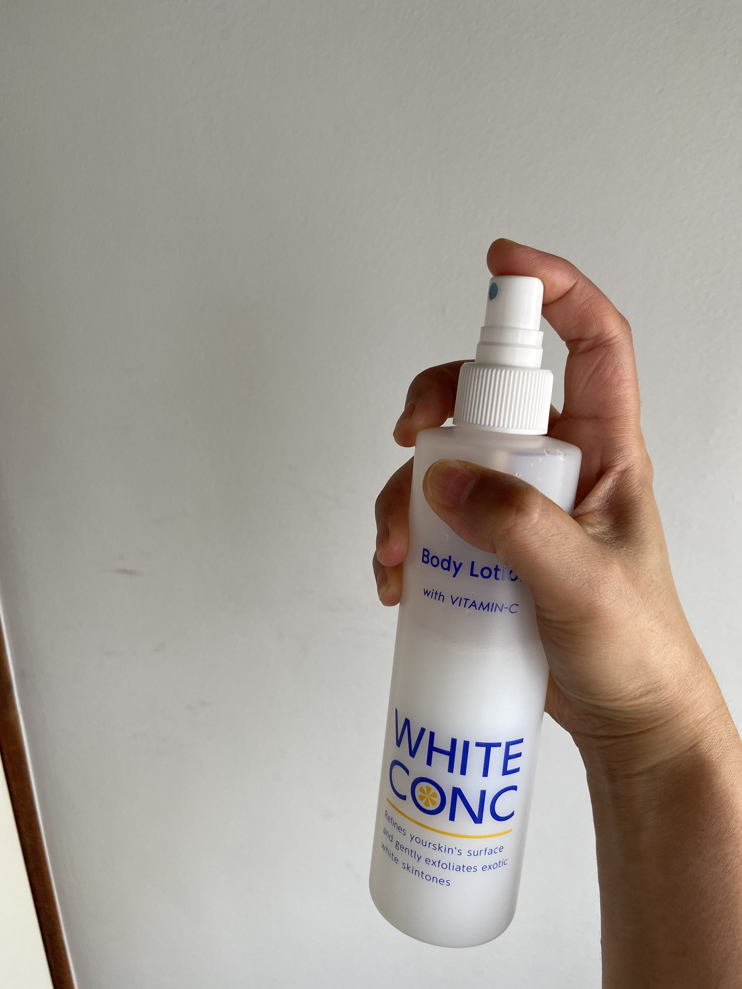 ホワイトコンク / 薬用ホワイトコンク ボディローションC IIの公式商品