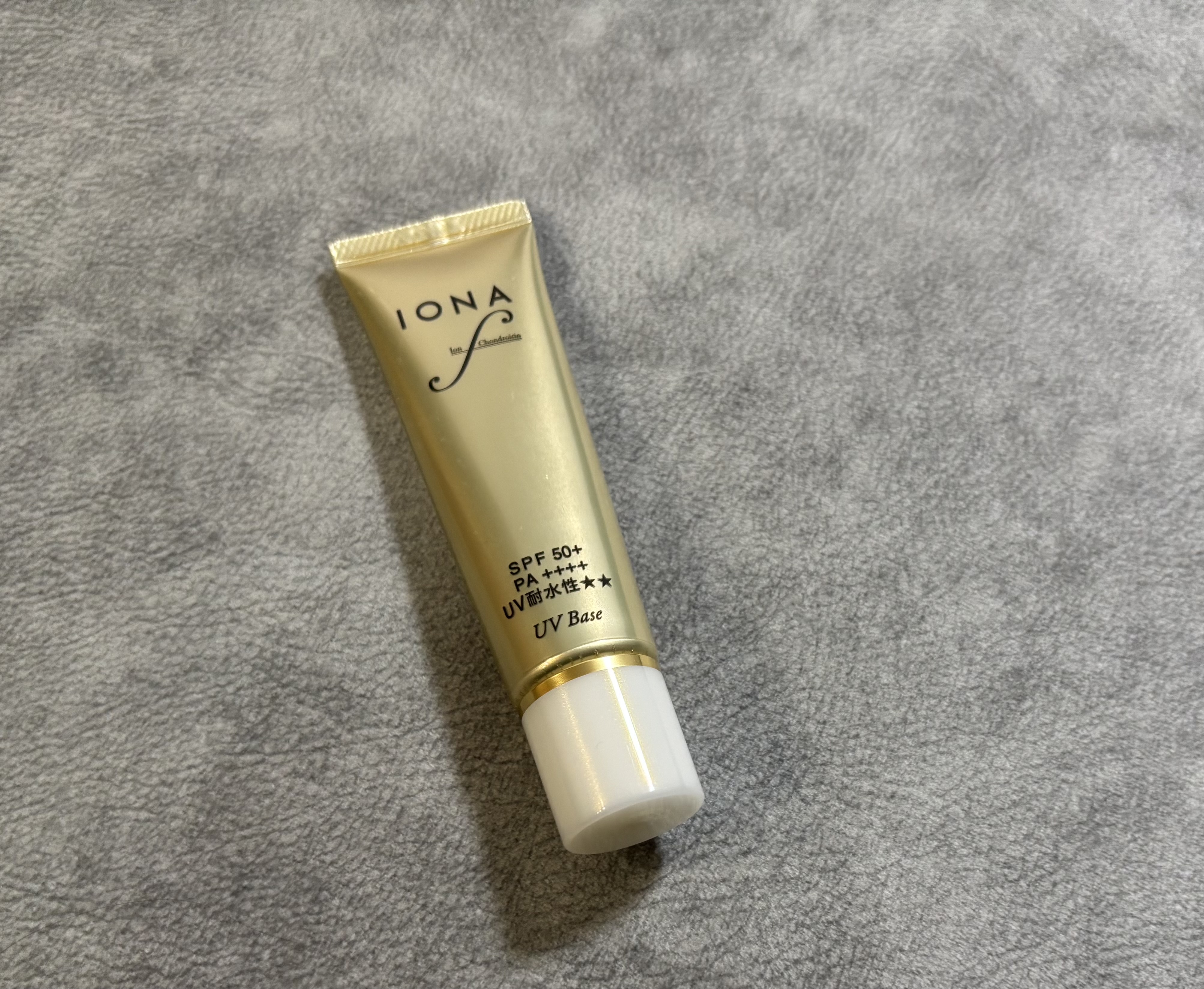 イオナ エフ / UV ベースの公式商品情報｜美容・化粧品情報は
