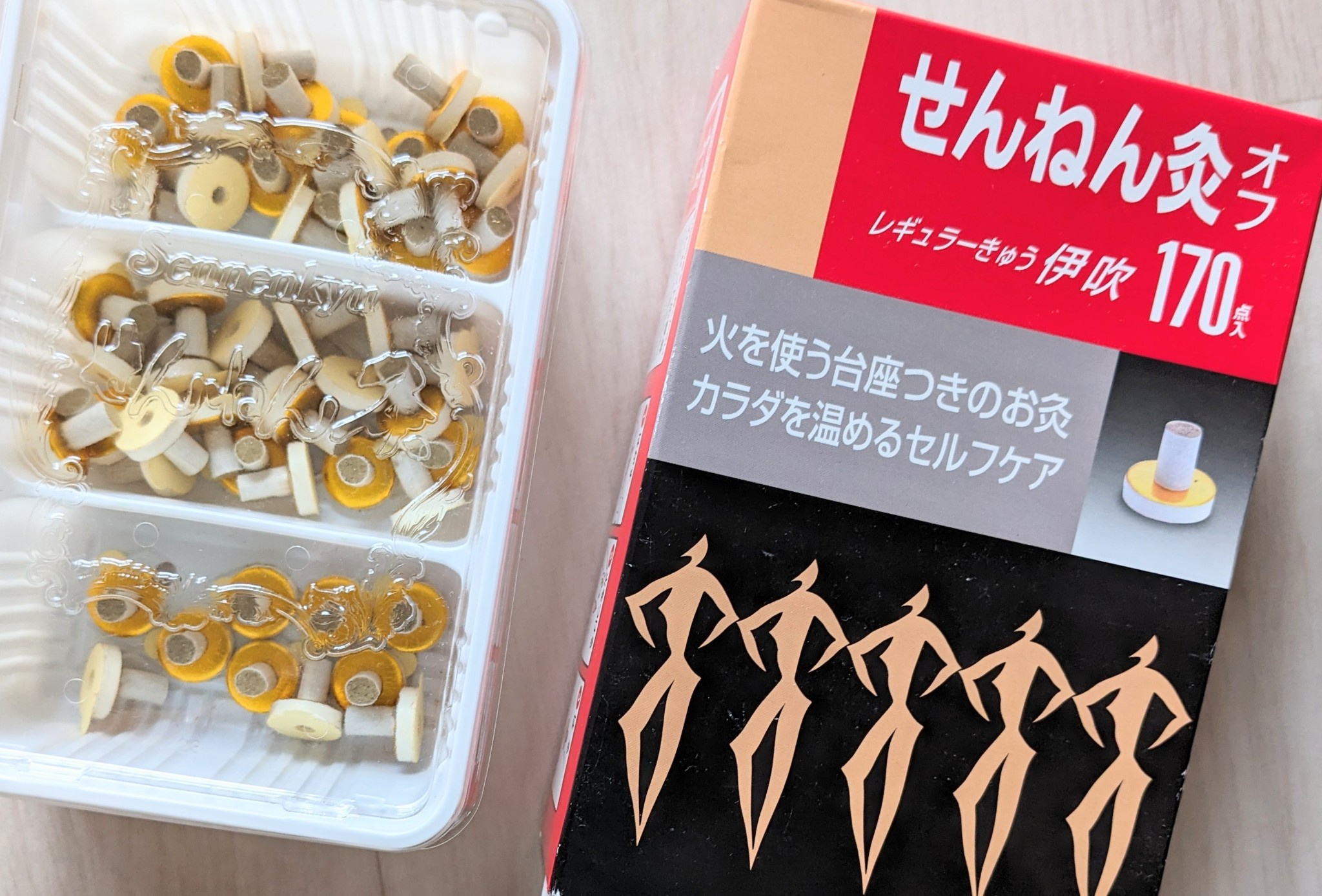 せんねん灸 / せんねん灸オフ レギュラーきゅう 伊吹の公式商品