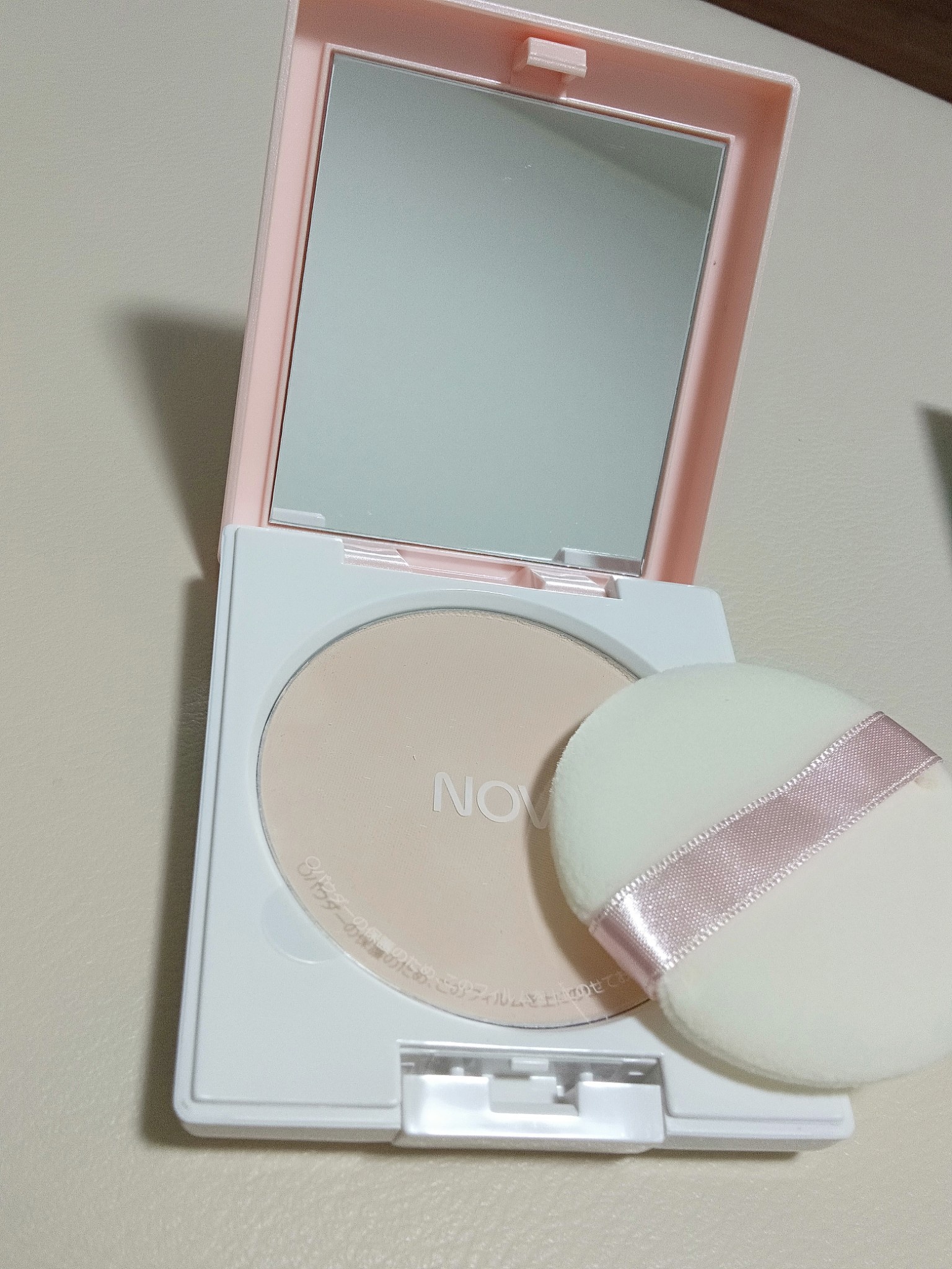 ノブ / プレストパウダー UVの公式商品情報｜美容・化粧品情報は