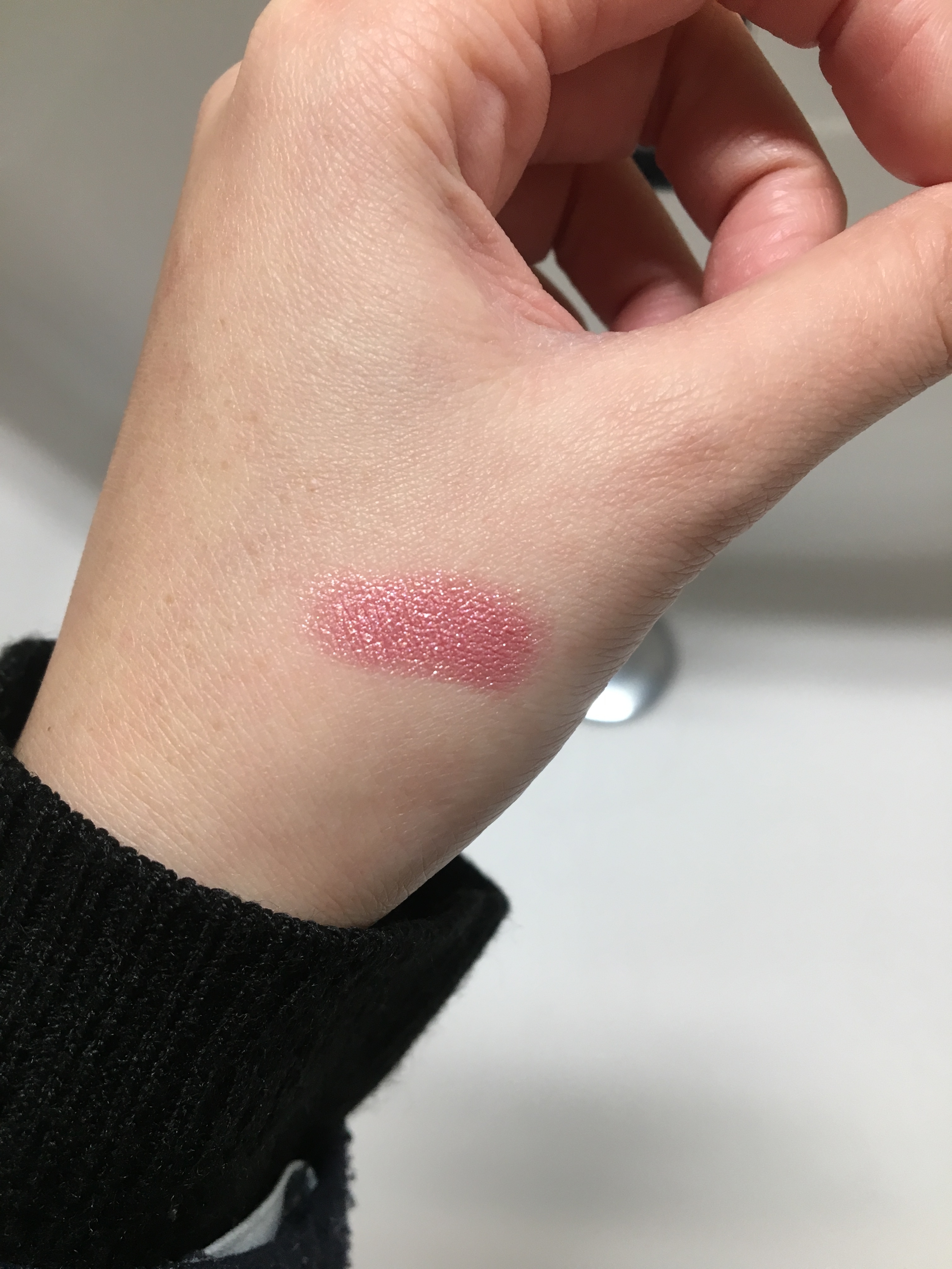 NYX Professional Makeup / ダイアモンドスパークリングリップ