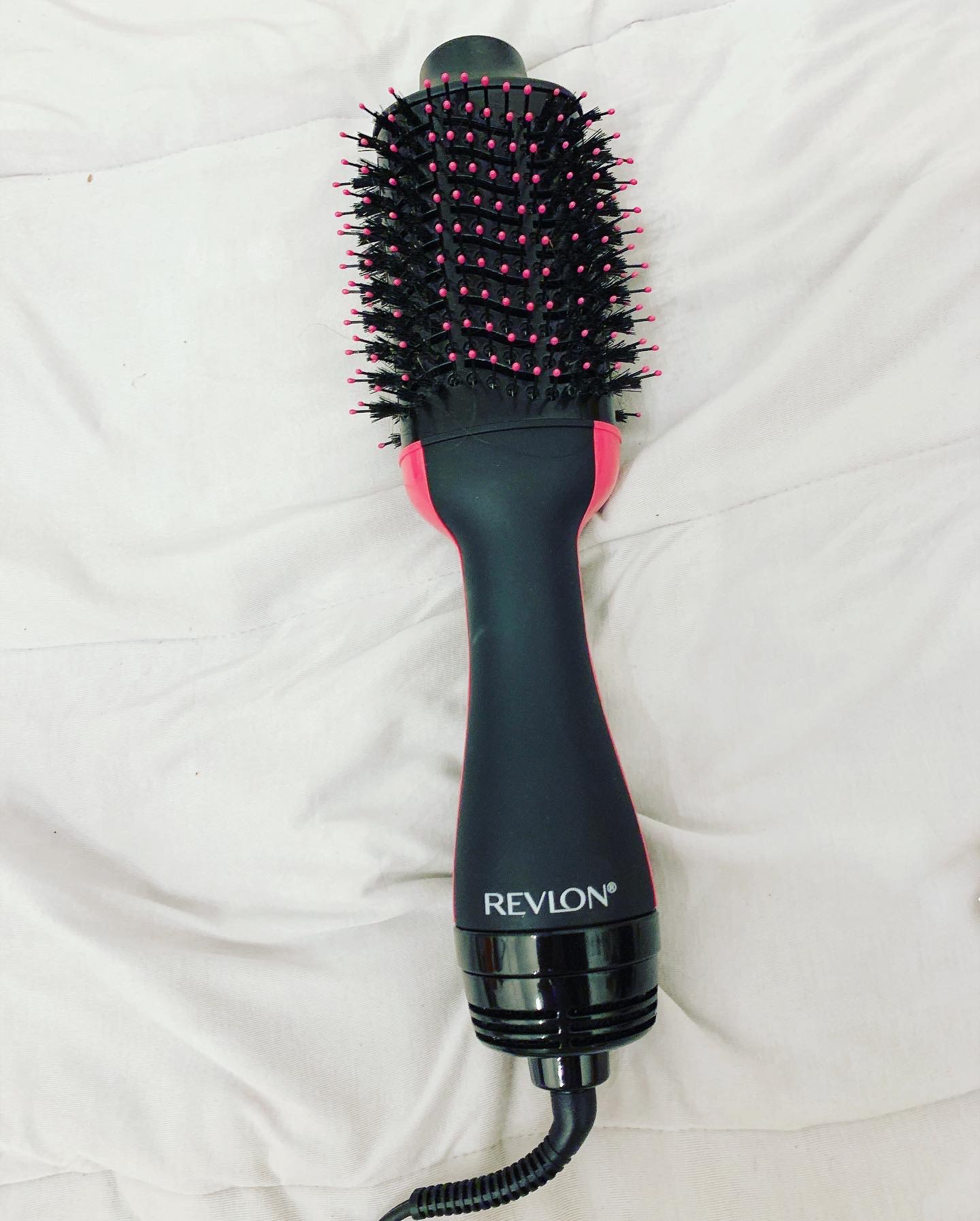 REVLON / ボリューマイザーヘアードライヤーブラシの公式商品 REVLON / ボリューマイザーヘアードライヤーブラシの公式商品