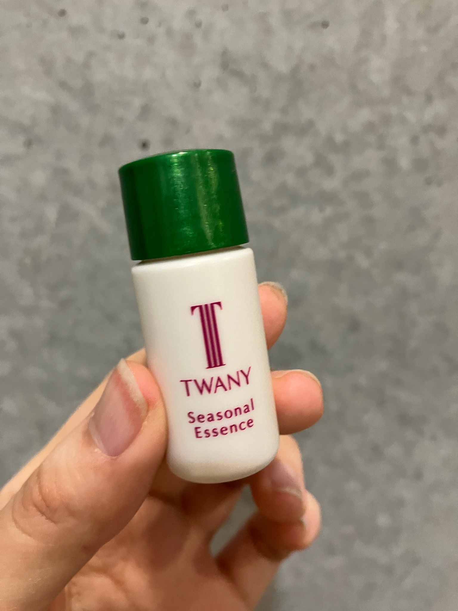 トワニー / シーズナルエッセンスa AWの公式商品情報｜美容・化粧品 
