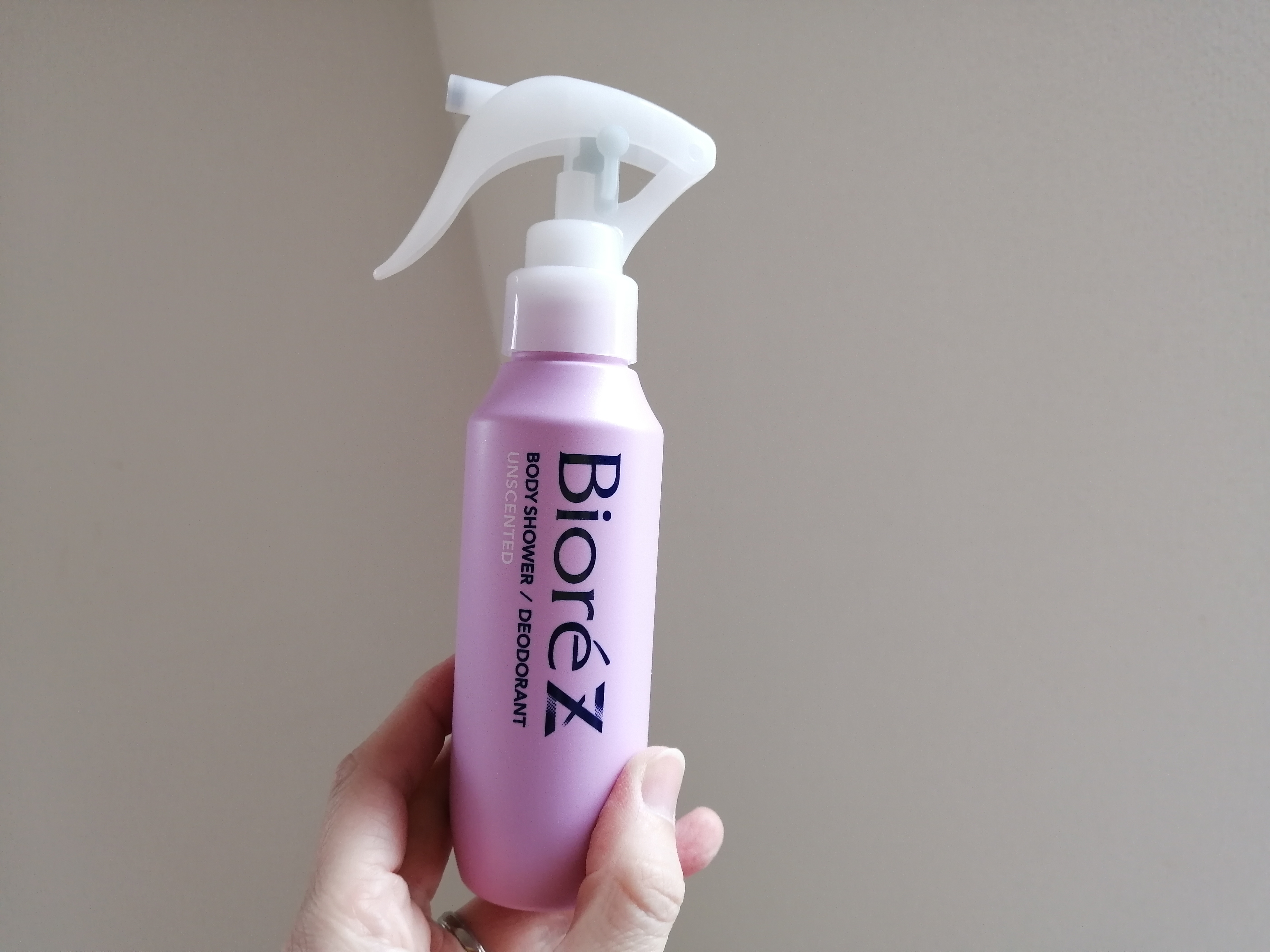 ビオレ / ビオレZ 薬用ボディシャワー 無香性の公式商品情報