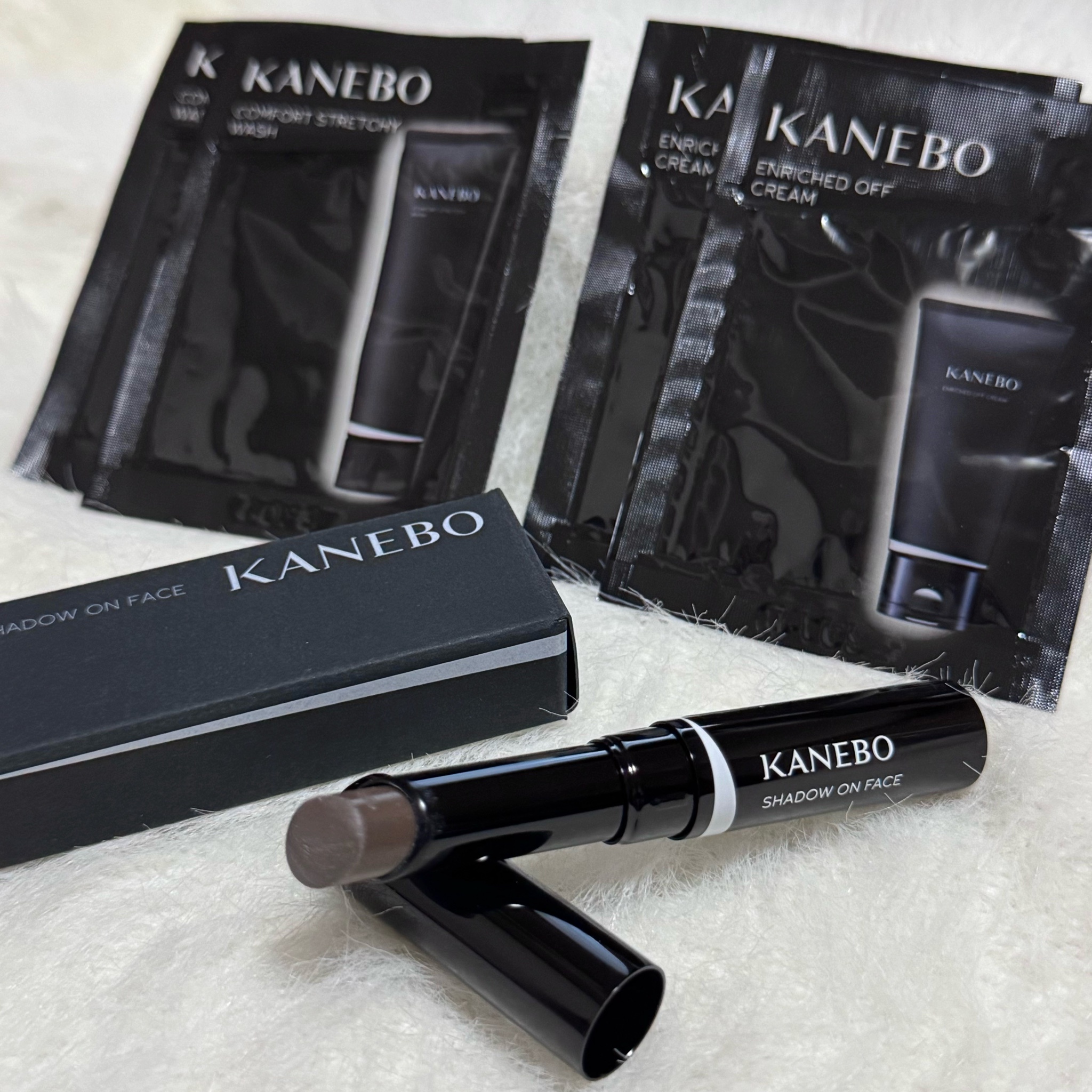 KANEBO / カネボウ シャドウオンフェース 01 Gimmick Taupeの