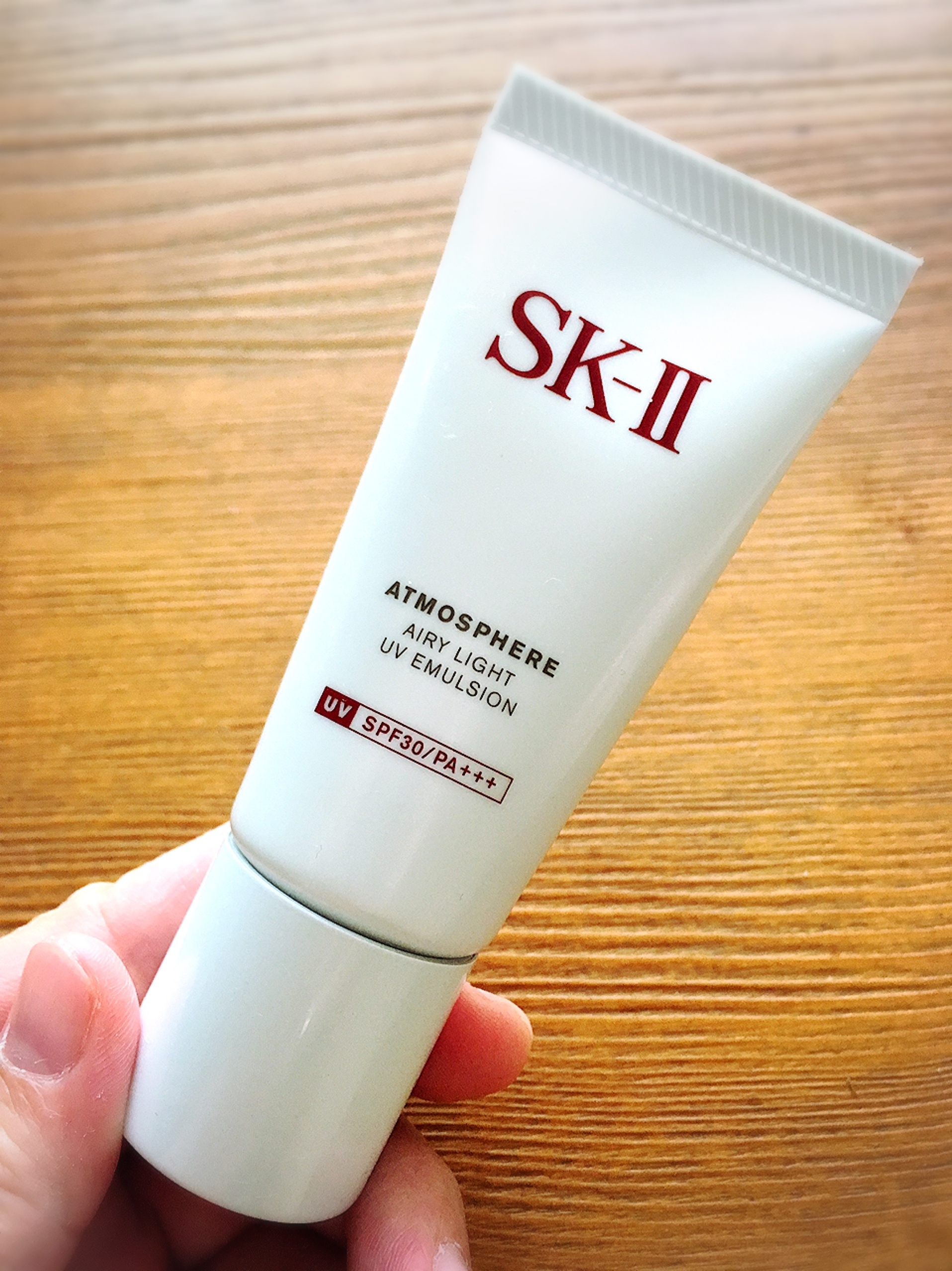 SK-II / アトモスフィア エアリー ライト UV エマルジョンの公式商品 