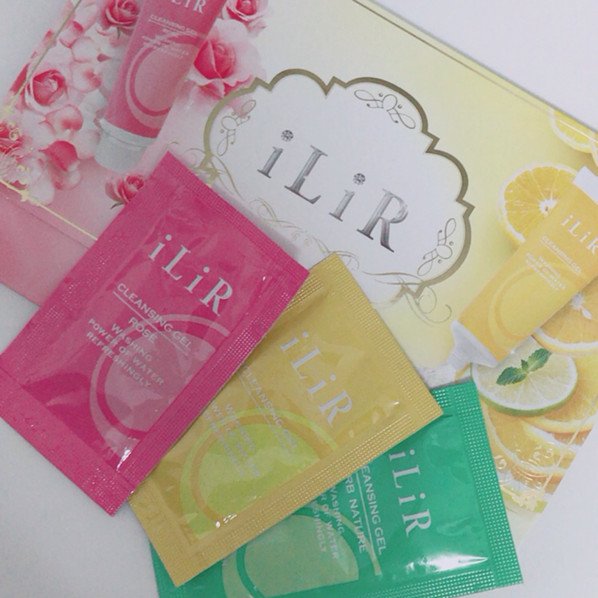 iLiR (イリアール) / メイクと肌汚れのクレンジングジェル