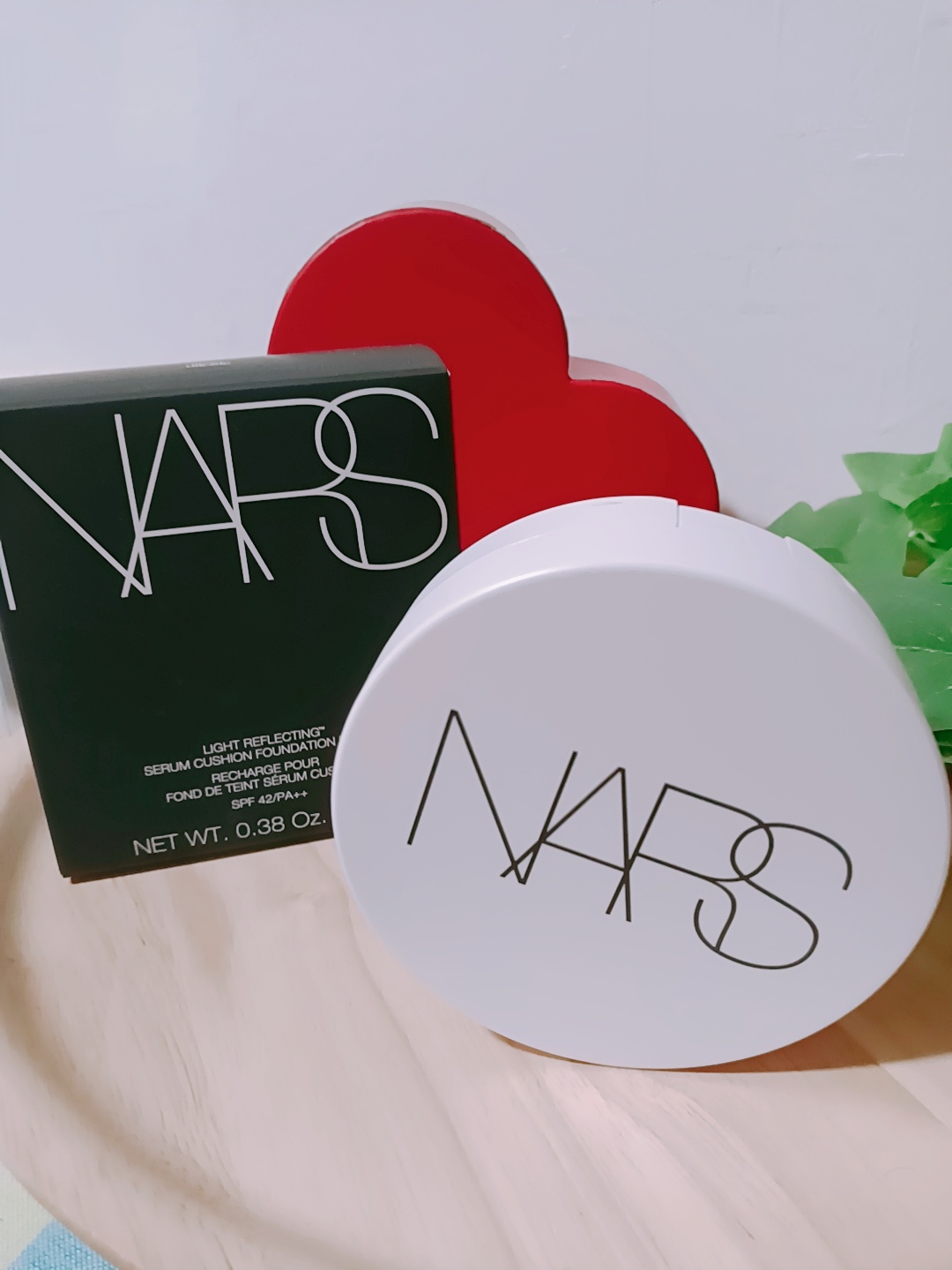 NARS ライトリフレクティング セラムクッション