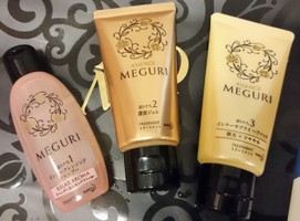 アジエンス Asience Meguri インナークレンジングシャンプー ラベンダー レモングラスの香りの公式商品情報 美容 化粧品情報はアットコスメ