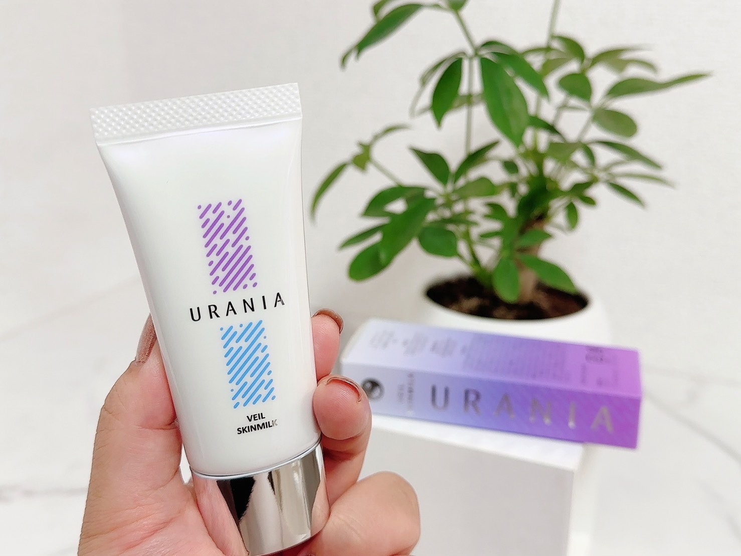 URANIA / Veil Skinmilkの公式商品情報｜美容・化粧品情報はアットコスメ