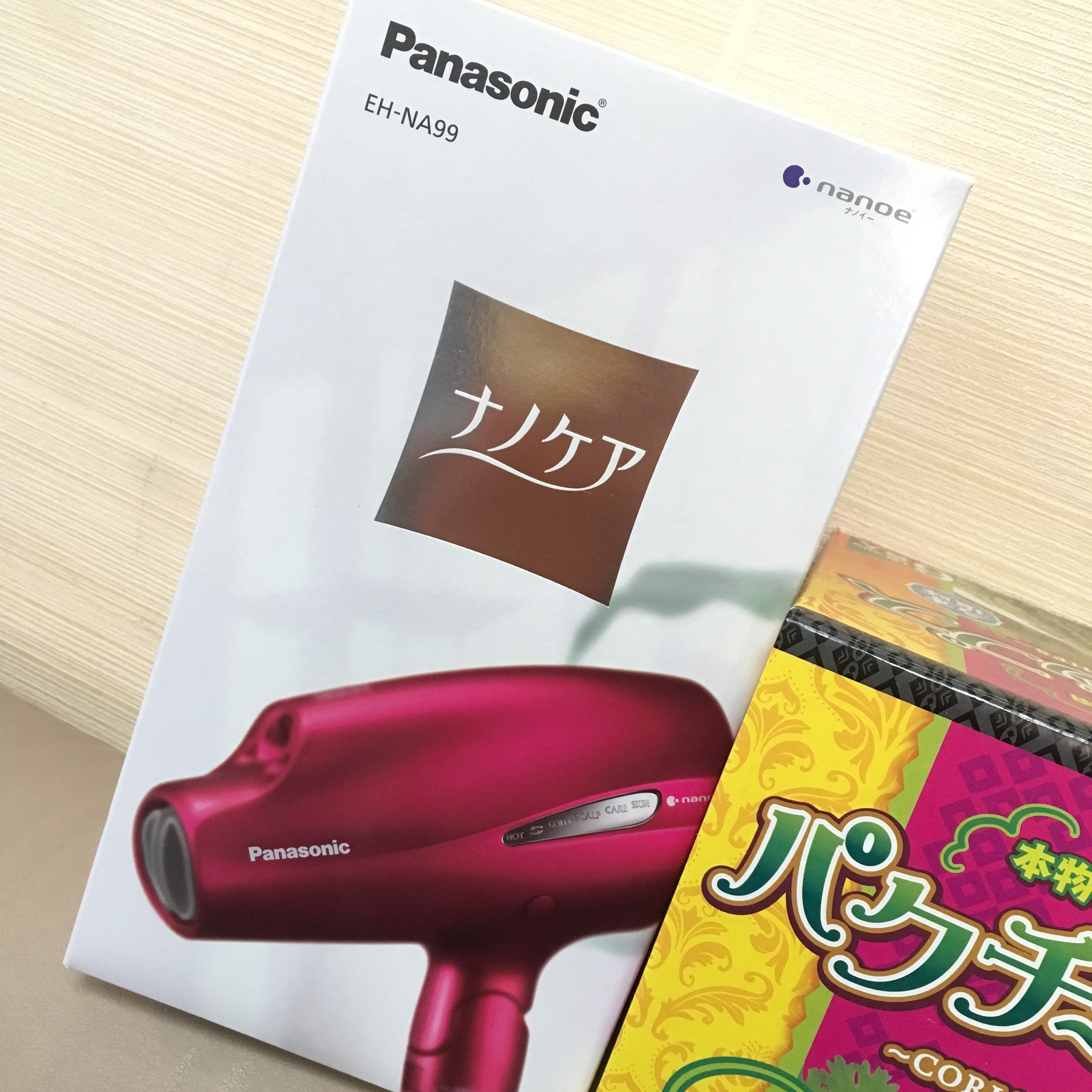 Panasonic / ヘアードライヤー ナノケア EH-NA99の公式商品情報｜美容 