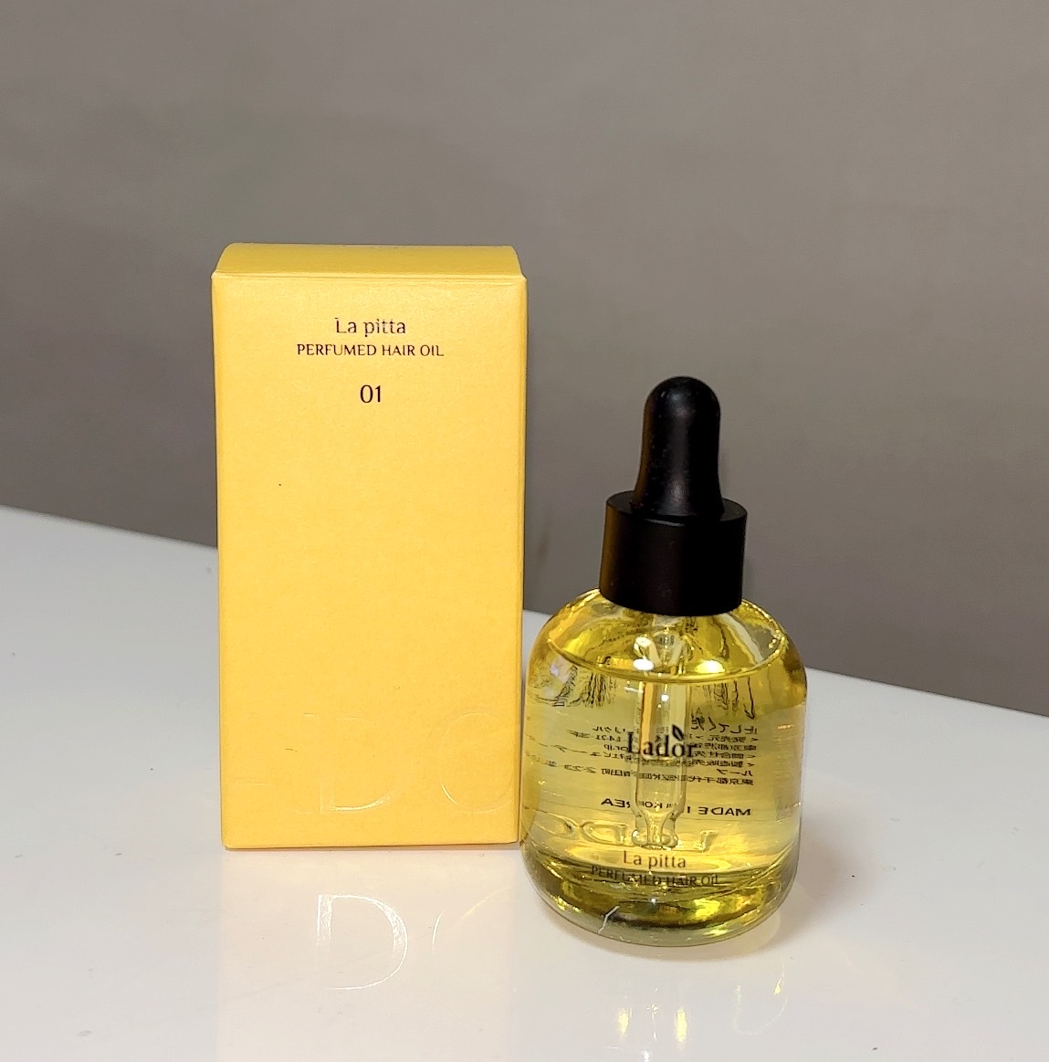 楽天市場】【 ラドール パフュームヘアオイル 30ml/80ml 】 ヘアオイル 洗い流さないトリートメント つや髪 ヘアケア ダメージケア 柑橘  シトラス ヒノキ 金木犀 キンモクセイ 香水 プレゼント ギフト 送料無料 LADOR 公式 カズハ KAZUHA : 公式LADOR＆SWAG  楽天市場店