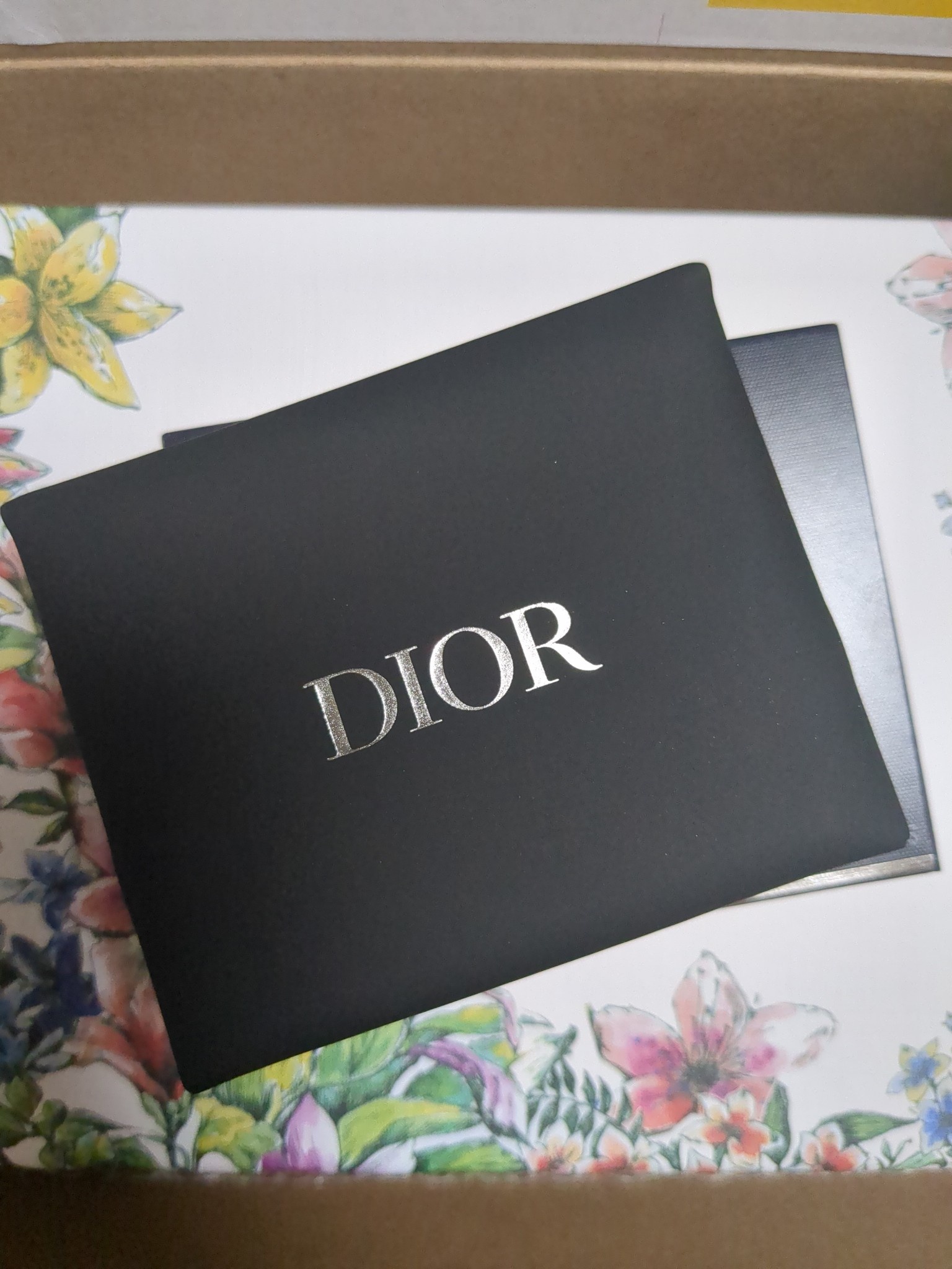 Dior☆スキンマティファイングペーパー（あぶらとり紙）