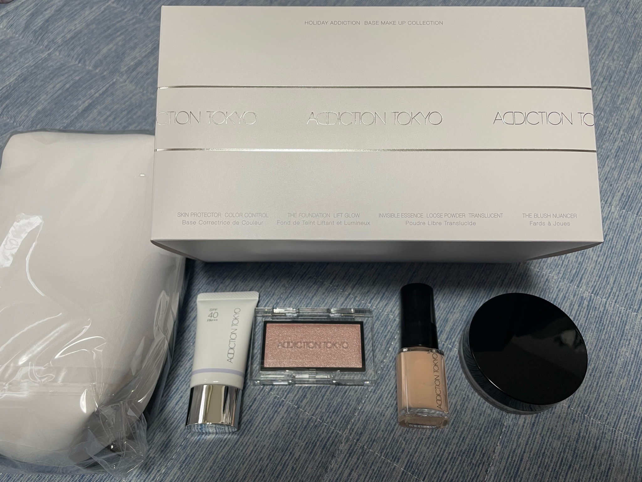 アディクション / HOLIDAY ADDICTION BASE MAKE UP COLLECTIONの公式