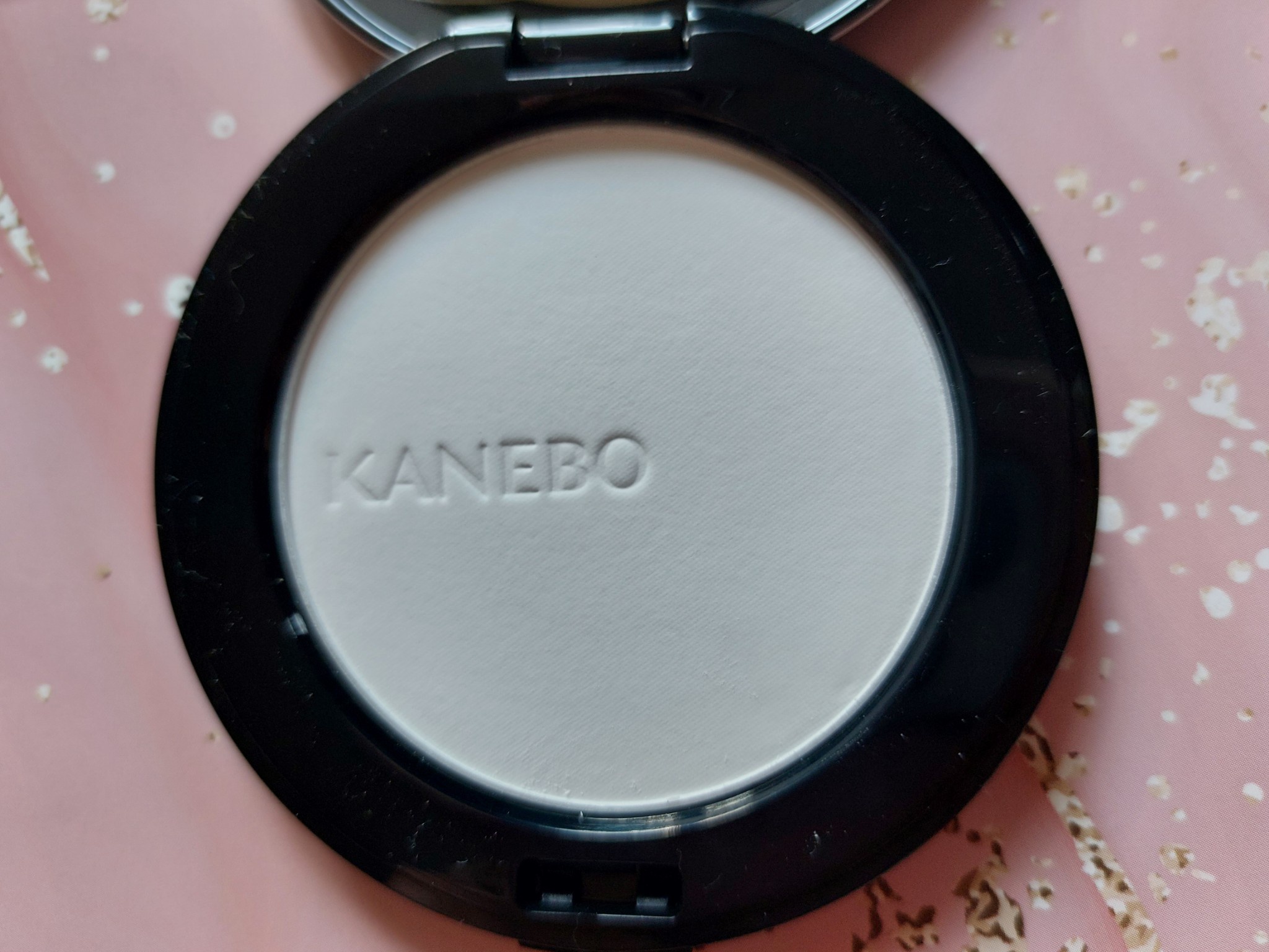 KANEBO / カネボウ クリスタライズドフィックスパウダー 01