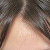 前髪の内側のうねり