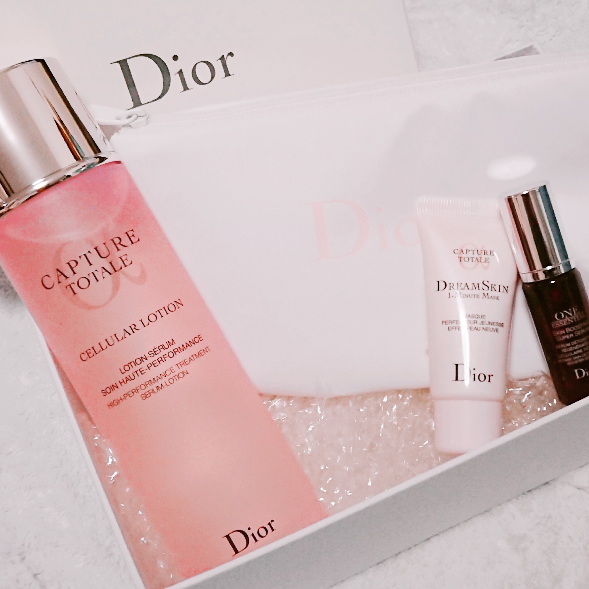 Dior カプチュールトータルセルラーローション150ml 新品未使用 ディオール / カプチュール トータル セルラー ローションの公式
