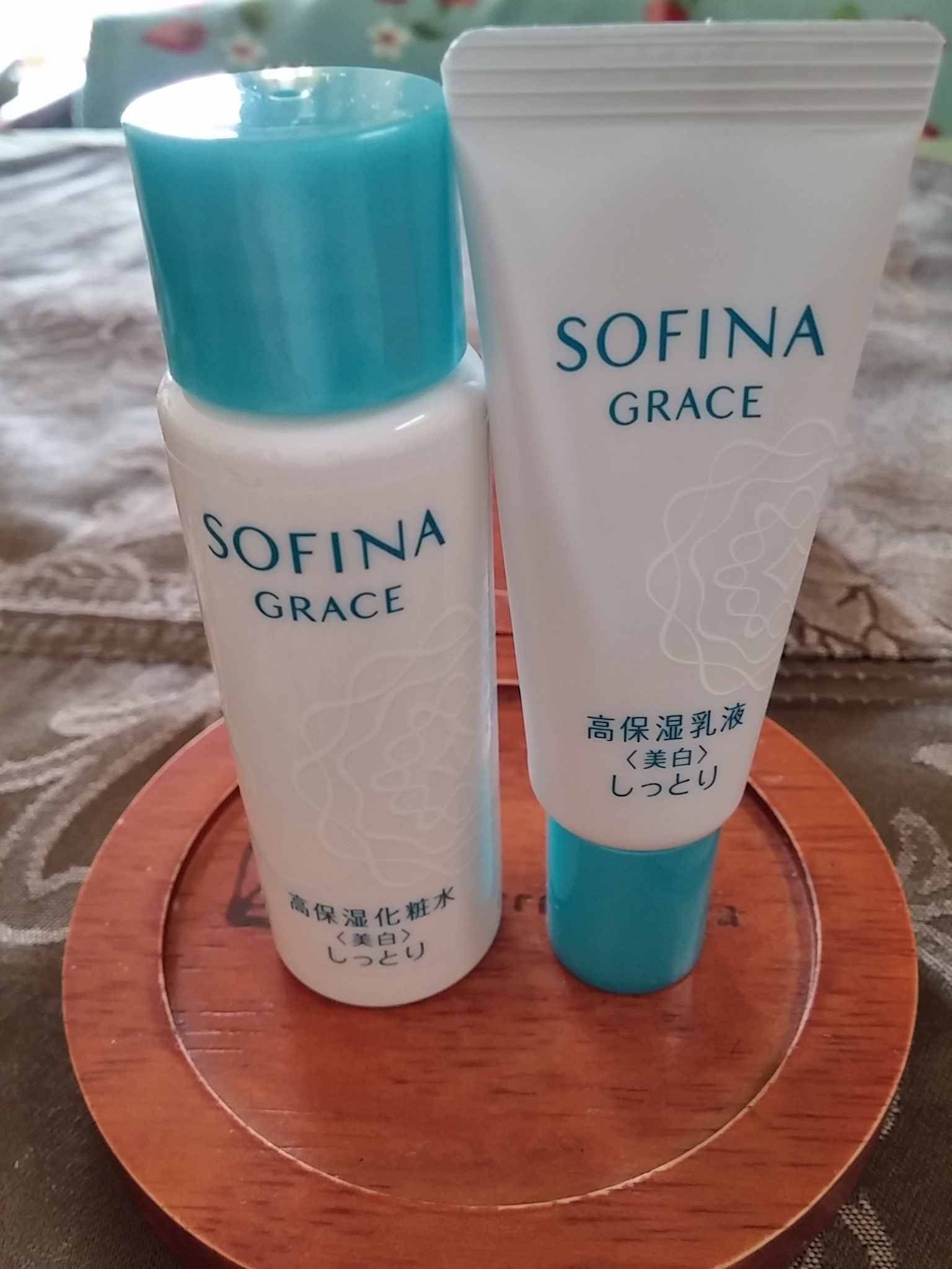 ソフィーナ グレイス / 高保湿乳液＜美白＞ しっとりの公式商品