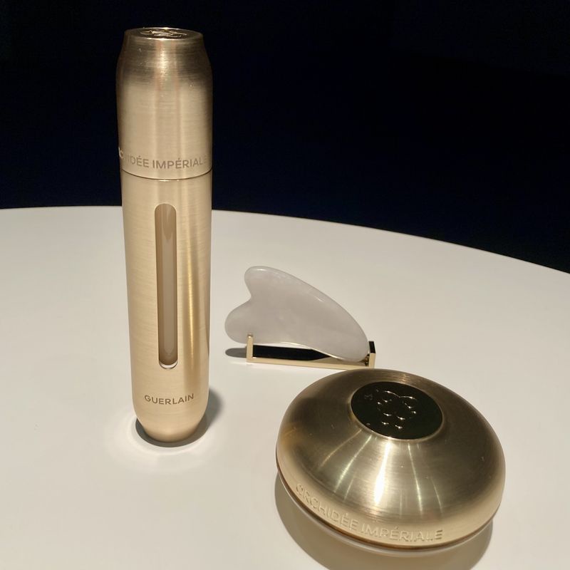 【60％OFF】 おまとめ！総額3万超え！ヒト幹細胞美容液、Guerlain ゲラン#02 フェイスパウダー
