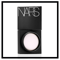 アイシャドウのノリ・発色を高める新ベース／NARS