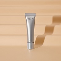 みずみずしいジェルタイプCCが叶えるヘルシーなグロー肌／RMK