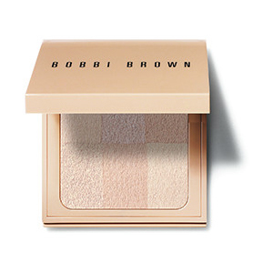 BOBBI BROWN ヌード フィニッシュ イルミネイティング パウダー