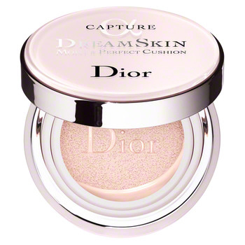 Dior カプチュールドリームスキンモストクッション