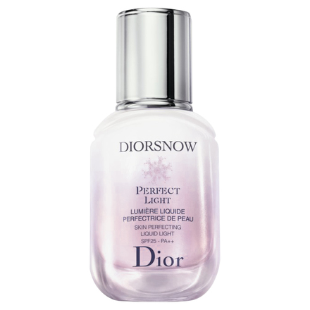 ディオール スノーパーフェクトライト dior