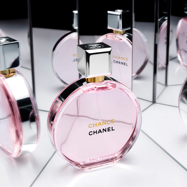 CHANEL友人と銀座並木にてお買い物。 | nanaオフィシャルブログ