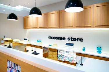 @cosme STORE 名古屋 タカシマヤ ゲートタワーモール店