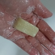 手作り洗顔石鹸 アンティアン クイーン オブ ソープ 「ラベンダーハニー」 / アンティアンへのクチコミ投稿画像