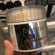 エッセンシャル ザビューティ 髪のキメ美容バリアヘアマスク / エッセンシャルへのクチコミ投稿画像