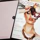 yGlossy BoxzƊ ObV[{bNX̂Q`c